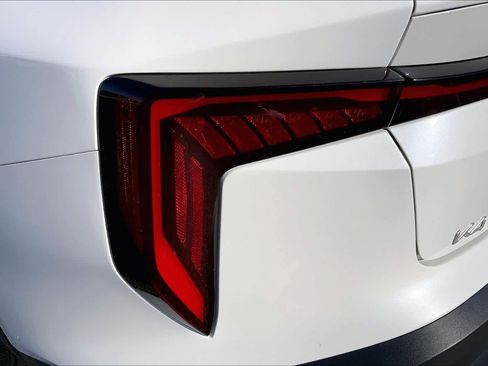 Used 2025 Kia K4 FWD image 28