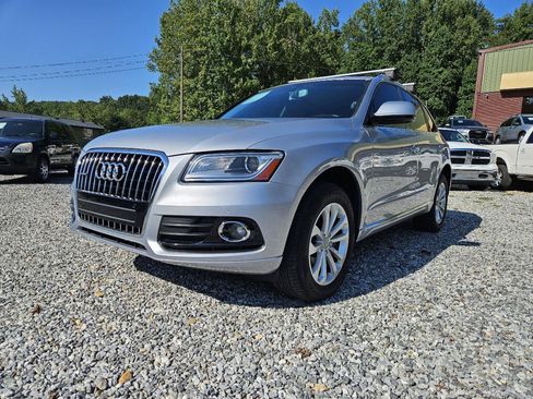 Used 2016 Audi Q5 2.0T Premium Plus w/ Technology Package AWD/4WD image 4