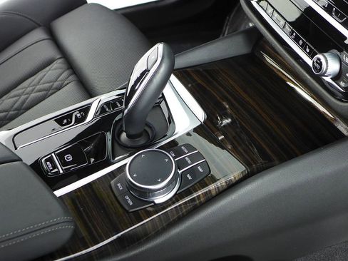 Certified 2023 BMW 530e 530e iPerformance w/ Convenience Package image 15