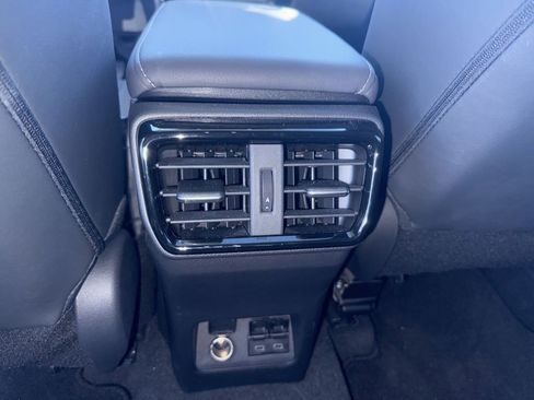 Used 2025 Lexus NX 250 FWD w/ Towing Package (2000 Lbs) image 27