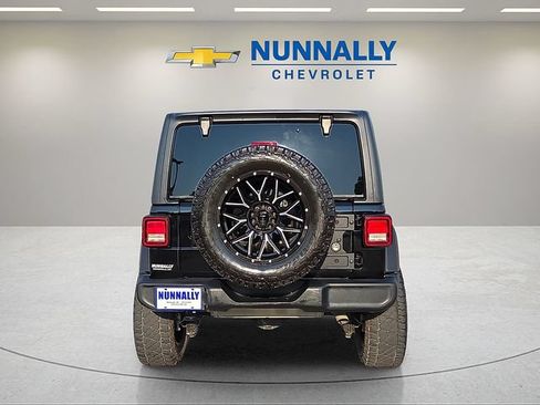 Used 2023 Jeep Wrangler Sport AWD/4WD image 4