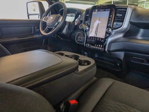 New 2025 RAM 2500 Tradesman image 36