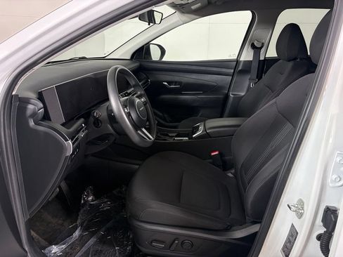 Used 2025 Hyundai Tucson SEL FWD image 17