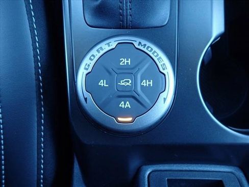 New 2026 Ford Bronco Outer Banks w/ Sasquatch Package AWD/4WD image 22