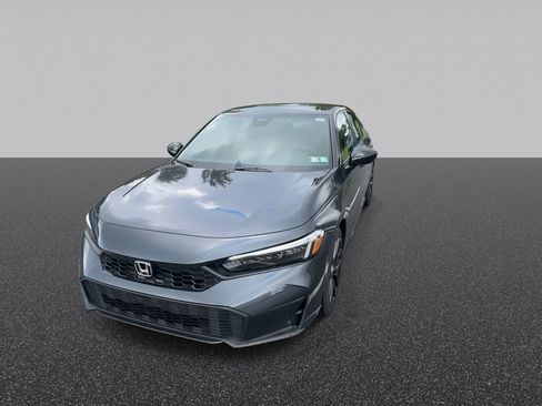Used 2025 Honda Civic Sport image 4
