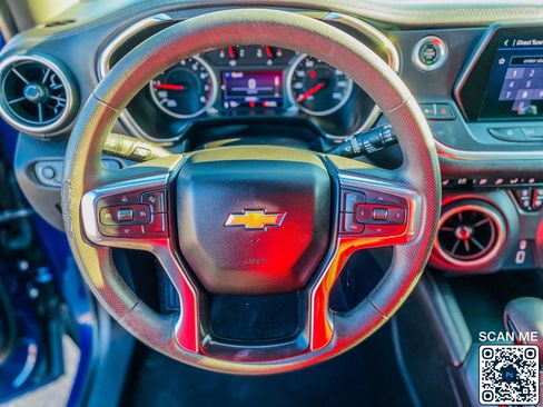 Used 2022 Chevrolet Blazer LT image 19