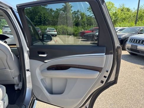 Used 2020 Acura MDX SH-AWD w/ Technology Package image 14