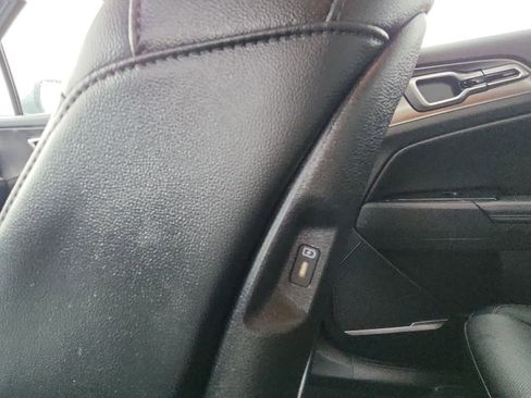 Used 2023 Kia Sportage EX image 17