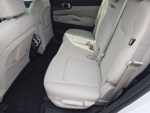 New 2026 Kia Sorento S FWD image 16
