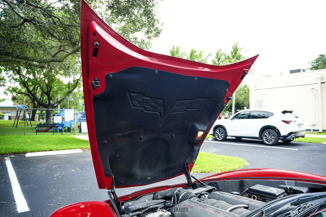 Used 2006 Chevrolet Corvette Coupe w/ Preferred Equipment Group RWD image 23