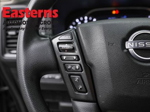Used 2022 Nissan Frontier S image 15