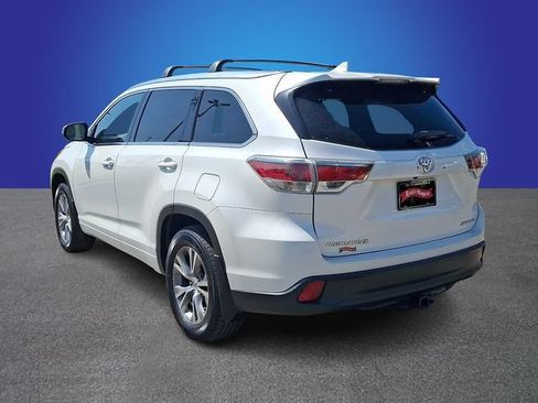 Used 2015 Toyota Highlander XLE AWD/4WD image 6
