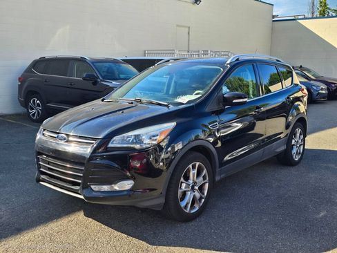 Used 2016 Ford Escape Titanium w/ Equipment Group 301A AWD/4WD image 3