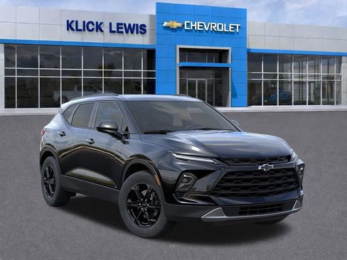 New 2026 Chevrolet Blazer LT w/ Midnight/Sport Edition AWD/4WD image 7