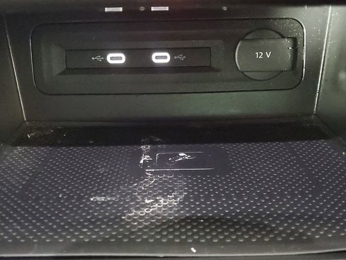 Used 2023 Volkswagen Atlas Cross Sport SEL R-Line image 22