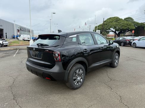 New 2026 Nissan Kicks S FWD image 3