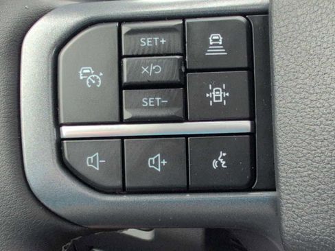 New 2026 Ford F250 Lariat w/ Black Appearance Package image 22