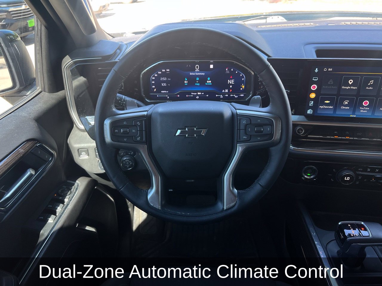 Used 2023 Chevrolet Silverado 1500 RST w/ Z71 Off-Road Package AWD/4WD image 14