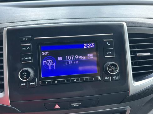 Used 2018 Honda Ridgeline RTL image 8