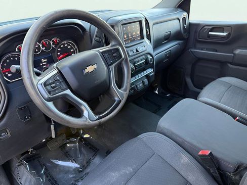 Used 2022 Chevrolet Silverado 2500 Custom w/ Custom Value Package AWD/4WD image 14