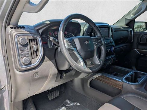 Used 2021 Chevrolet Silverado 1500 RST w/ Convenience Package II AWD/4WD image 10