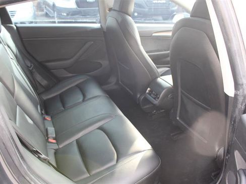 Used 2022 Tesla Model 3 Long Range image 13