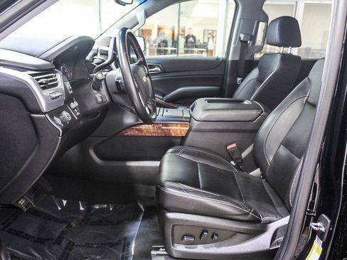 Used 2019 Chevrolet Tahoe Premier image 17