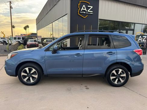 Used 2017 Subaru Forester 2.5i Premium w/ All-Weather Package AWD/4WD image 9