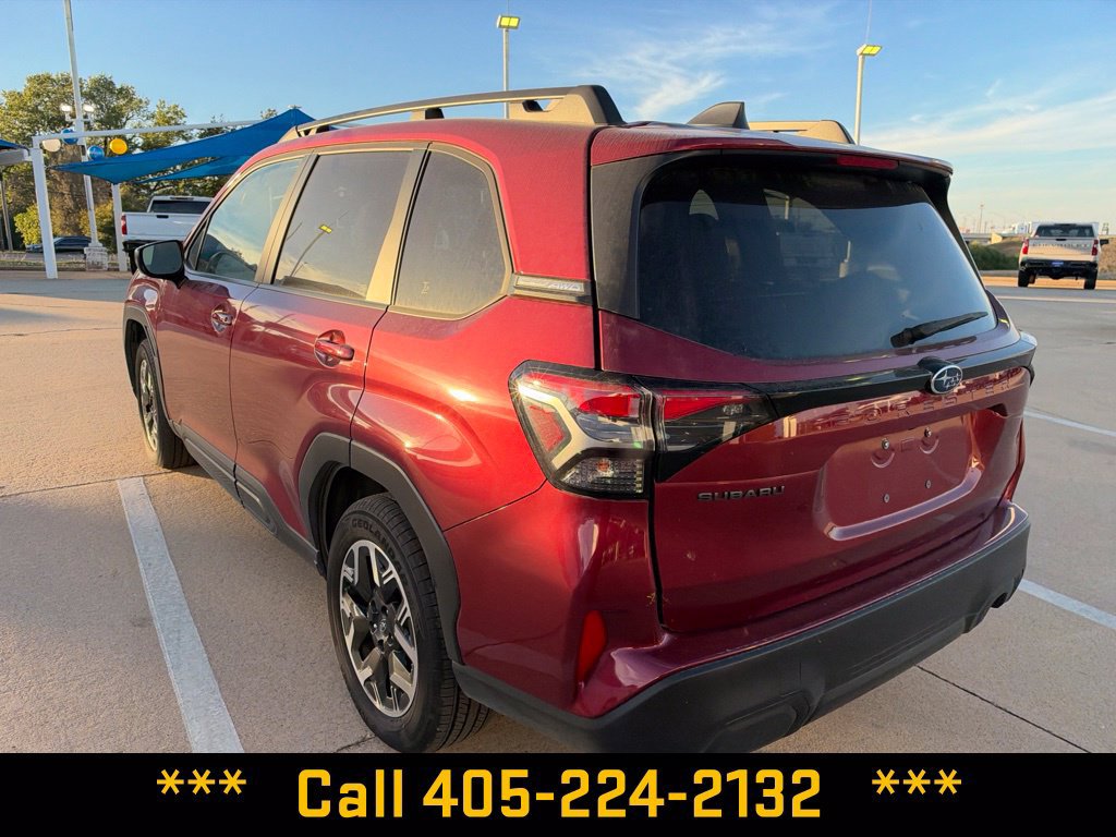 Used 2025 Subaru Forester Premium AWD/4WD image 5