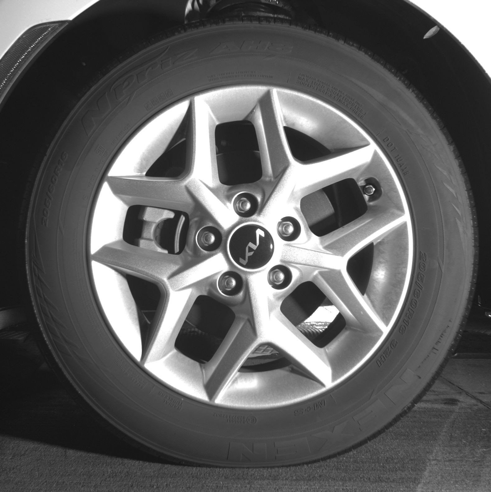 Used 2025 Kia Soul LX w/ LX Technology Package FWD image 20
