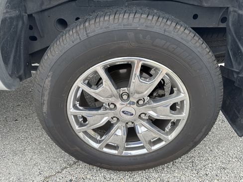 Used 2019 Ford Ranger Lariat w/ Equipment Group 501A Mid RWD image 9