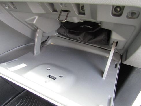 Used 2017 Nissan NV200 S image 26