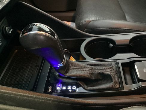 Used 2021 Hyundai Tucson Limited image 14