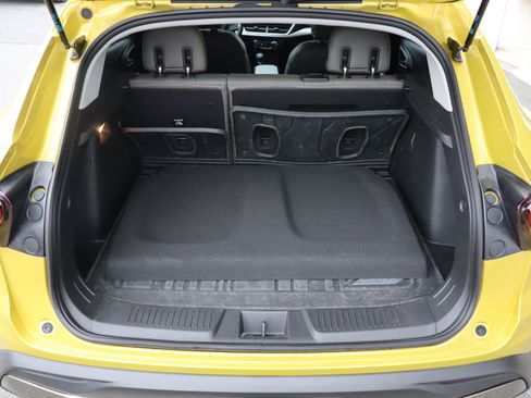 Certified 2024 Chevrolet Trax ACTIV w/ Sunroof Package image 34