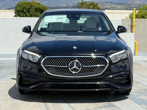 New 2026 Mercedes-Benz E 450 4MATIC Sedan image 4