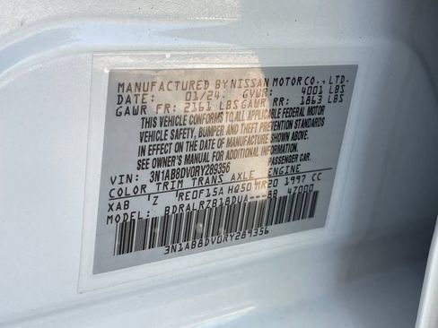Used 2024 Nissan Sentra SR FWD image 33