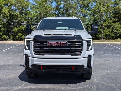 New 2026 GMC Sierra 2500 AT4 w/ AT4 Premium Plus Package AWD/4WD image 8
