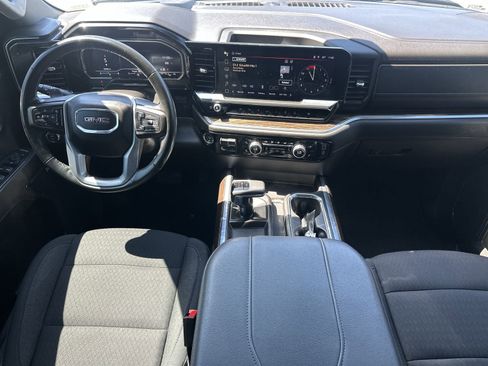 Certified 2024 GMC Sierra 1500 Elevation w/ Preferred Package AWD/4WD image 18