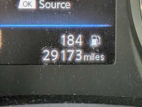 Used 2022 Nissan Rogue Sport SL w/ Premium Package image 30