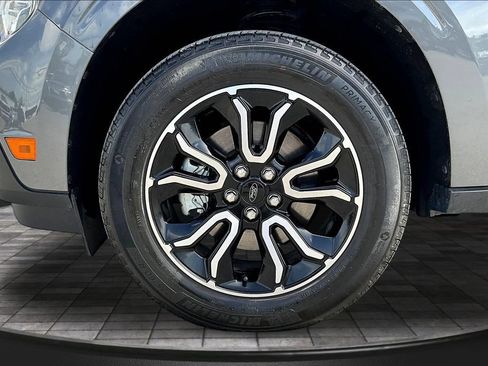 Used 2024 Ford Maverick Lariat FWD image 36