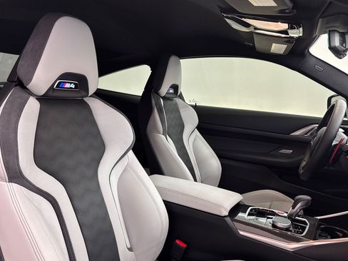 Used 2026 BMW M4 Competition RWD image 27
