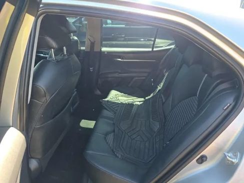Used 2021 Toyota Camry SE FWD image 13