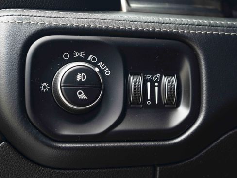 Used 2019 RAM 1500 Limited w/ Advanced Safety Group RWD image 41