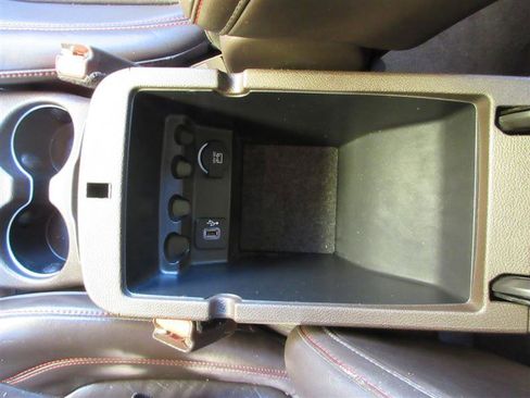 Used 2014 Jeep Cherokee Trailhawk w/ Leather Interior Group image 15