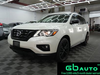 Used 2018 Nissan Pathfinder SL w/ Midnight Edition Package