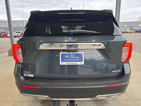 Certified 2022 Ford Explorer XLT w/ Equipment Group 202A image 6