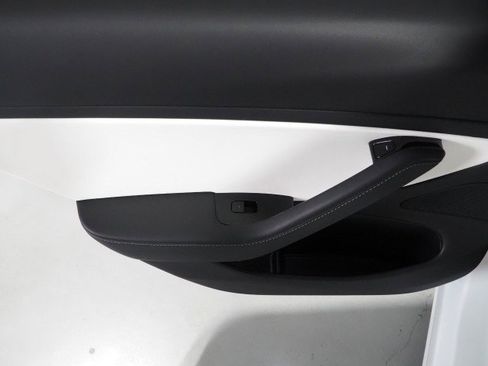 Used 2019 Tesla Model 3 Performance image 54