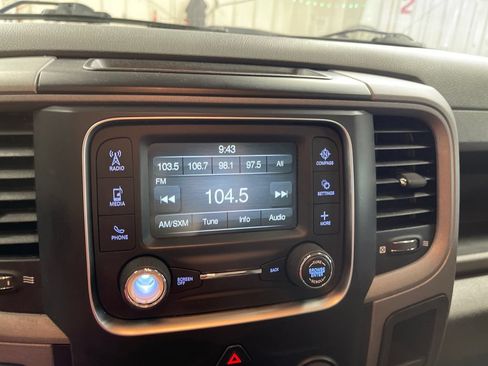 Used 2017 RAM 3500 Tradesman w/ Chrome Appearance Group AWD/4WD image 23