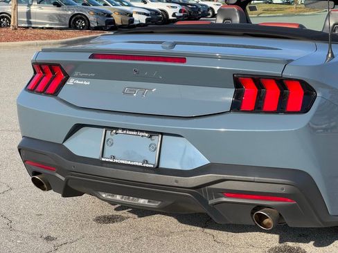Used 2024 Ford Mustang GT Premium image 40