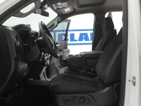 Used 2026 Chevrolet Silverado 1500 Custom RWD image 5